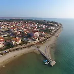 شقة Tina P فير