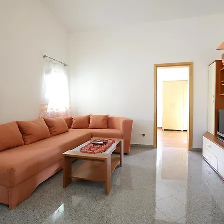 Apartment Tina P